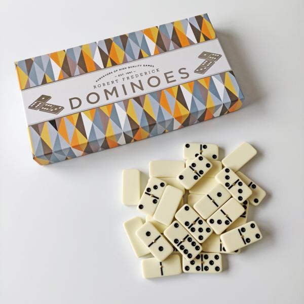 Coffret Dominoes Purveyors of high quality games