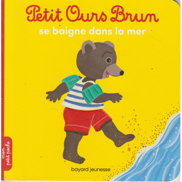 Petit Ours Brun se baigne dans la mer