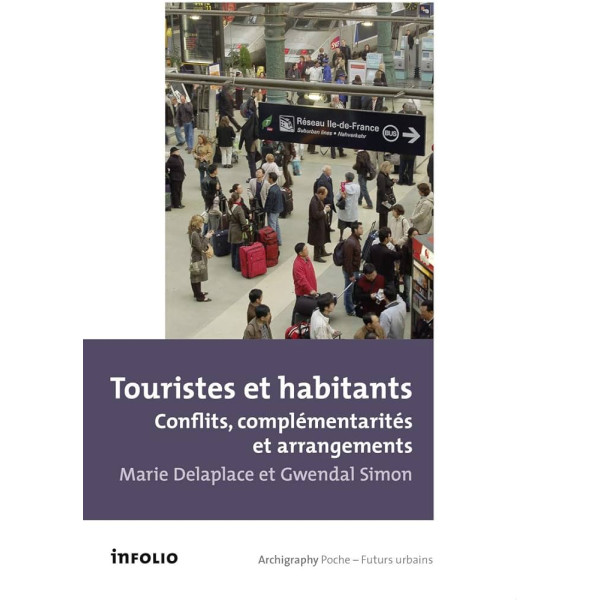 Touristes et habitants